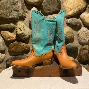 Matisse Cowboy Boots Teal & Tan studded 10